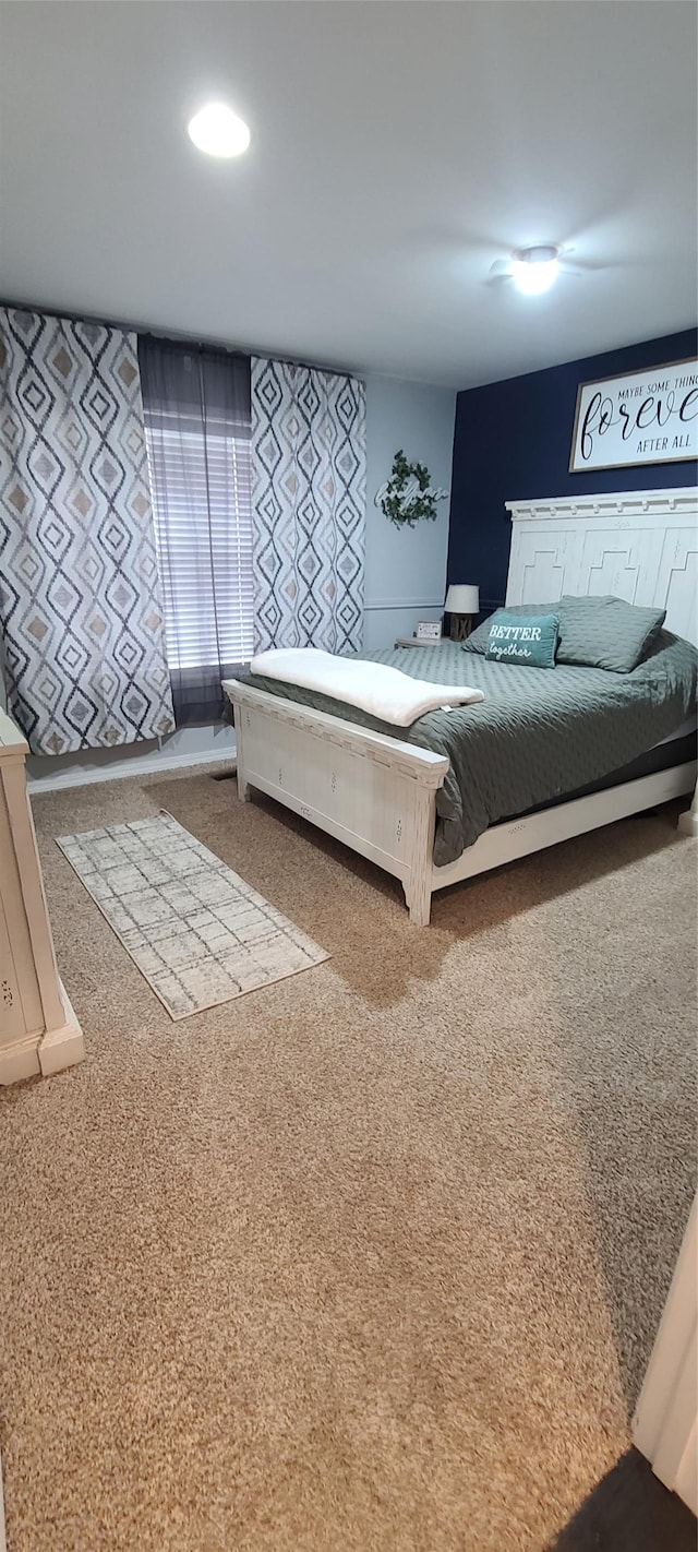 view of carpeted bedroom