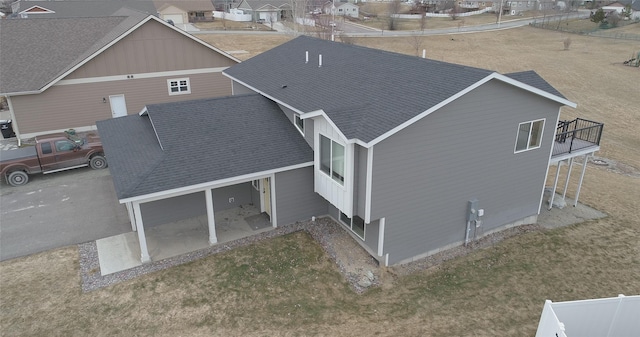 drone / aerial view with a residential view