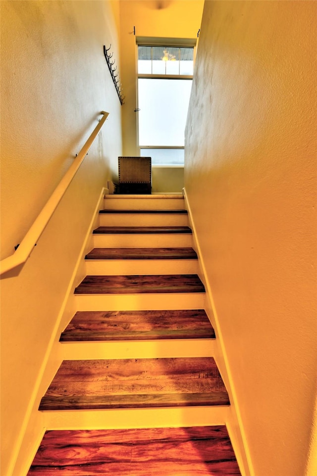 873 Guthrie Rd, Helena, MT 59602 - view of stairs