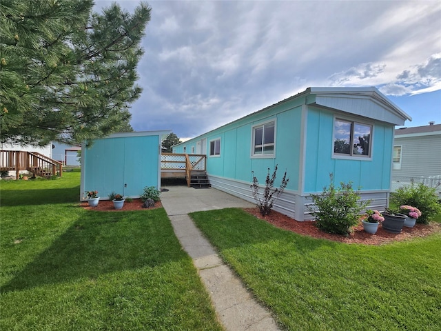 2931 Melrose Rd, Helena, MT 59602 - view of side of property with a yard and a deck