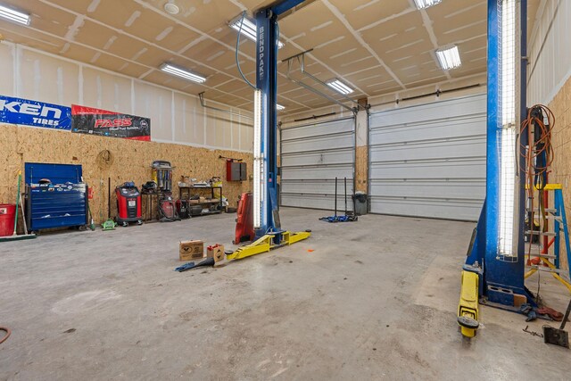 253 Aero Ln, Bigfork, MT 59911 - view of garage