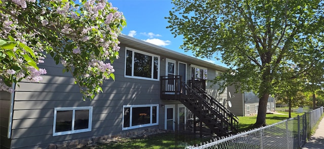 1312 Cole Ave, Helena, MT 59601 - view of side of home with stairs