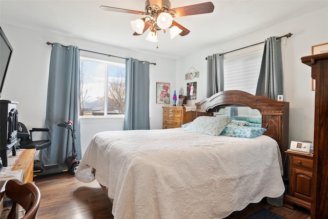552 Pat Ln, Stevensville, MT 59870 - bedroom with wood finished floors and ceiling fan