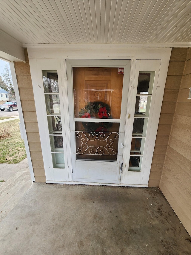 3301 1st Ave N, Great Falls, MT 59401 - property entrance with a patio area