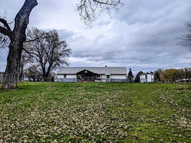 1003 4th Ave, Plains, MT 59859 - view of yard featuring fence