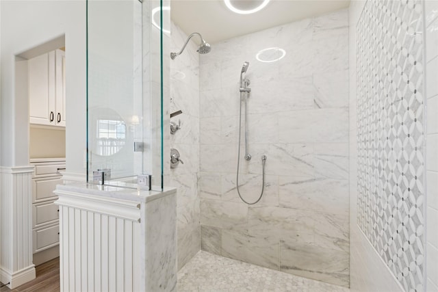 266 W Bowman Dr, Kalispell, MT 59901 - bathroom with vanity and tiled shower