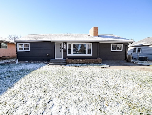 3406 4th Ave S, Great Falls, MT 59405 - ranch-style home featuring entry steps and a chimney