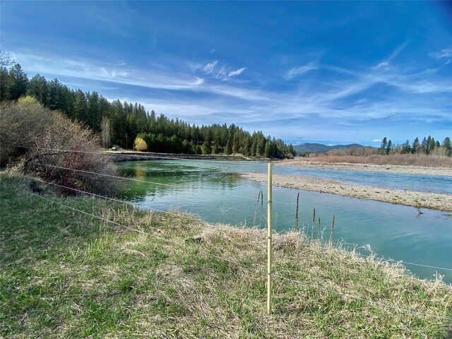226 W River Rd, Plains, MT 59859