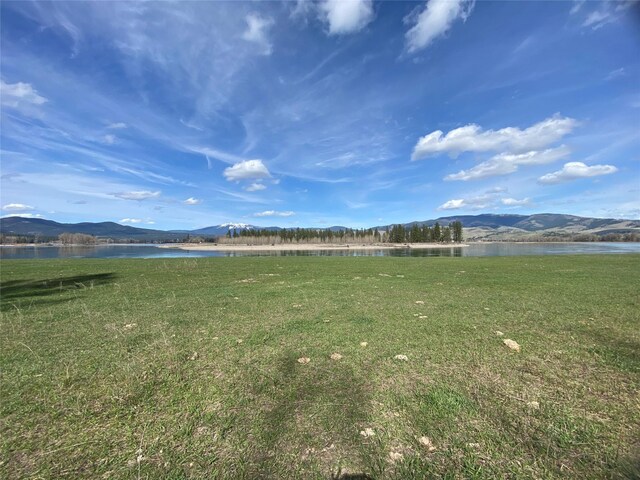 226 W River Rd, Plains, MT 59859