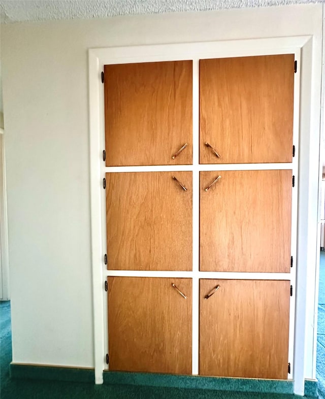 room details with baseboards