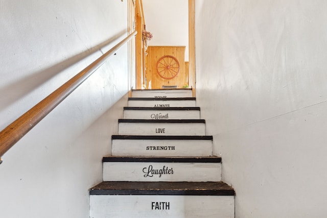 44688 N Foothills Dr, Ronan, MT 59864 - stairway with wood walls