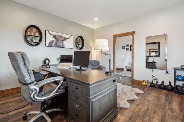 2650 W Valley Dr, Kalispell, MT 59901 - foyer with a barn door, plenty of natural light, dark wood-style flooring, and baseboards
