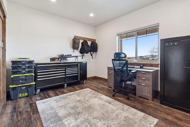 2650 W Valley Dr, Kalispell, MT 59901 - full bathroom with vanity, toilet, and a shower with shower curtain