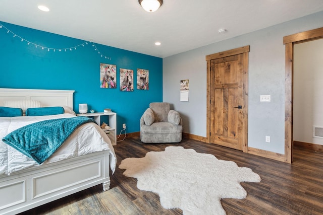 2650 W Valley Dr, Kalispell, MT 59901 - bedroom featuring recessed lighting, baseboards, and wood finished floors