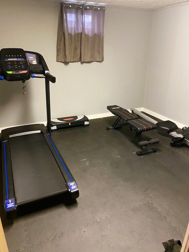 1405 2ND W Hill Dr, Great Falls, MT 59404 - exercise area with baseboards