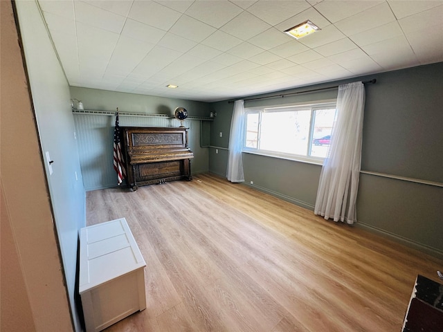 767 33rd Ave NE, Great Falls, MT 59404 - living area featuring wood finished floors and baseboards