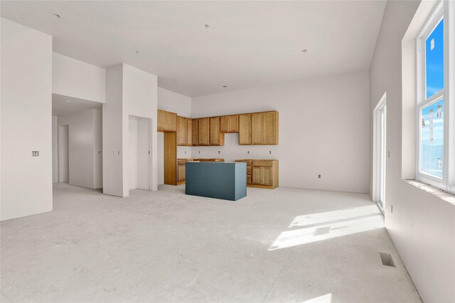 1108 Skyline Dr NE, Great Falls, MT 59404 - unfurnished living room with a high ceiling