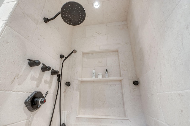 30 Bear Dance Vlg, Bigfork, MT 59911 - bathroom featuring a tile shower
