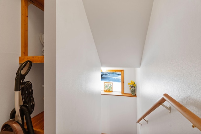 1000 Kelley Rd, Columbia Falls, MT 59912 - view of staircase