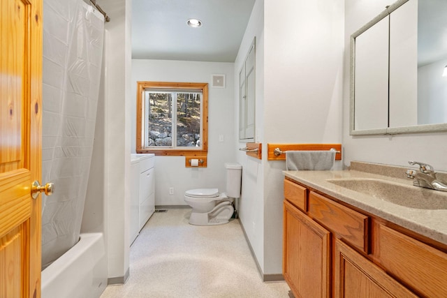 1000 Kelley Rd, Columbia Falls, MT 59912 - bathroom featuring vanity, toilet, baseboards, recessed lighting, and washer / dryer