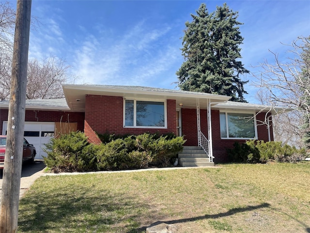 800 16th St S, Great Falls, MT 59405 - ranch-style home with an attached garage, brick siding, and a front yard