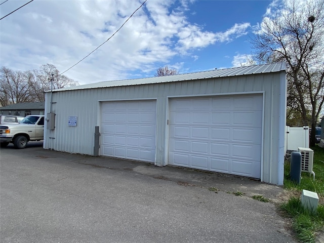 2226 Burlington Ave Unit A, Missoula, MT 59801 - view of detached garage