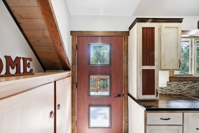 5608 Trinity Way, Florence, MT 59833 - interior space