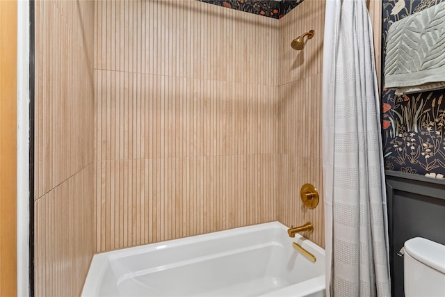 4210 Lincoln Rd, Missoula, MT 59802 - full bathroom with shower / tub combo with curtain and toilet