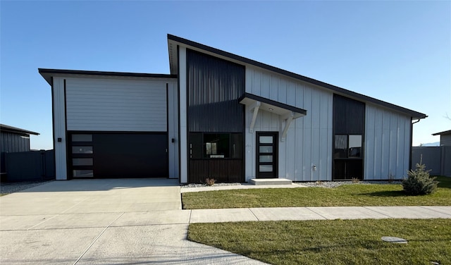 3431 Goldenrod Ln, Kalispell, MT 59901 - exterior space featuring driveway
