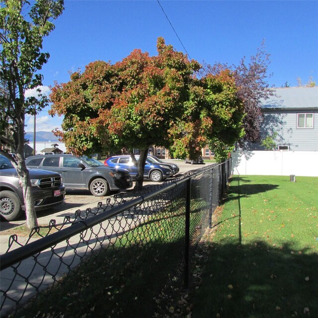 1034 Main St, Corvallis, MT 59828 - view of yard with fence