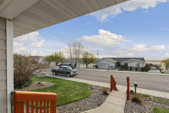 3404 Jasper Rd, Great Falls, MT 59404 - view of grassy yard featuring a residential view