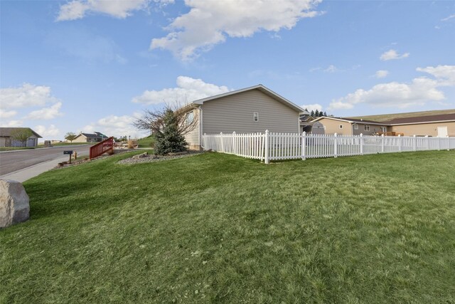 3404 Jasper Rd, Great Falls, MT 59404 - view of yard