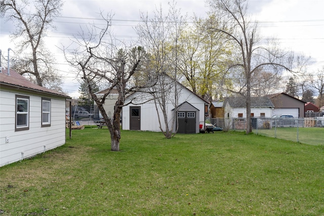 648 7th Ave W, Kalispell, MT 59901 - view of yard with an outdoor structure