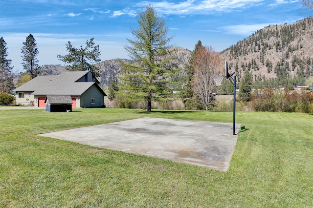 390 Dairy Ln, Superior, MT 59872 - view of grassy yard featuring a mountain view
