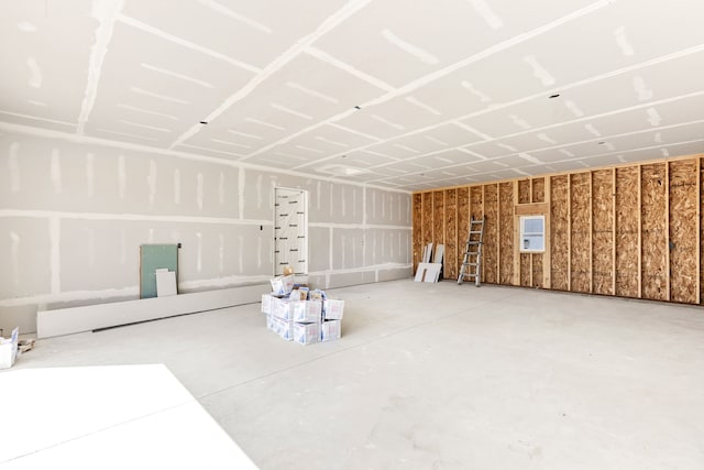 1503 3rd Ave NW, Great Falls, MT 59404 - view of garage