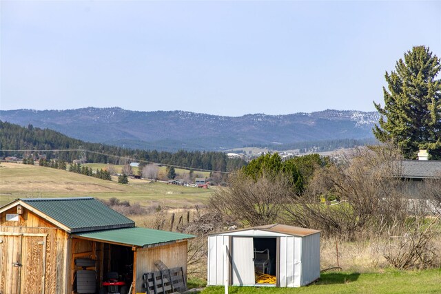 property view of mountains