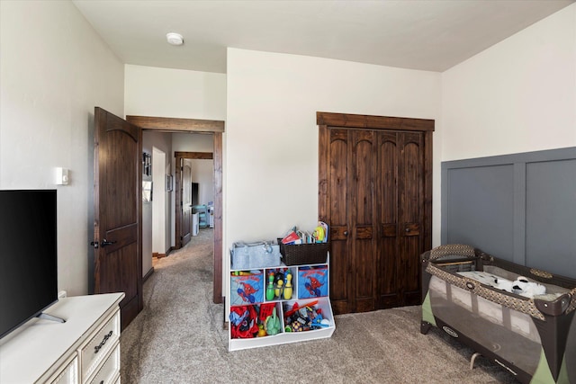 game room featuring carpet floors