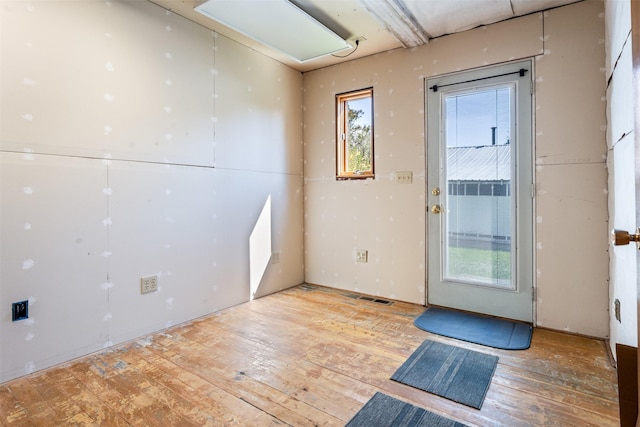 226 S Davis St, Missoula, MT 59801 - doorway featuring wood-type flooring
