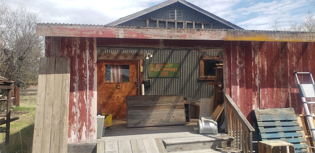 view of entrance to property