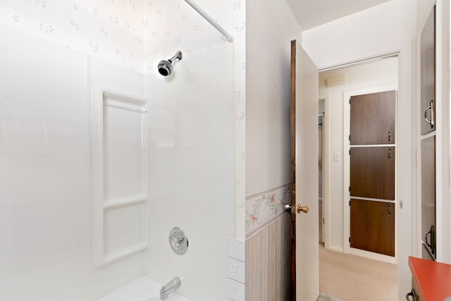 416 Riverview Dr E, Great Falls, MT 59404 - full bath with shower / bathing tub combination