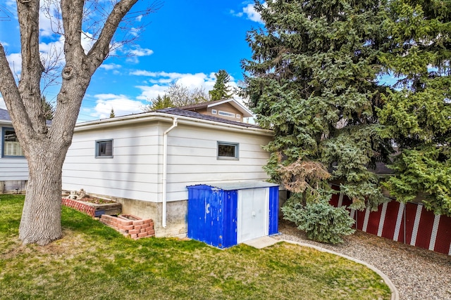 416 Riverview Dr E, Great Falls, MT 59404 - view of shed with fence