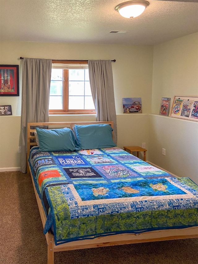 329 35th Ave NE, Great Falls, MT 59404 - bedroom with carpet and a textured ceiling