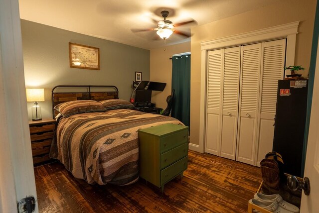 617 N 5th St, Hamilton, MT 59840 - bedroom featuring dark wood-type flooring, a closet, and ceiling fan