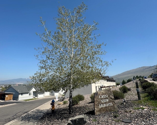 825 Crestmont Way, Missoula, MT 59803 - view of side of home with a mountain view