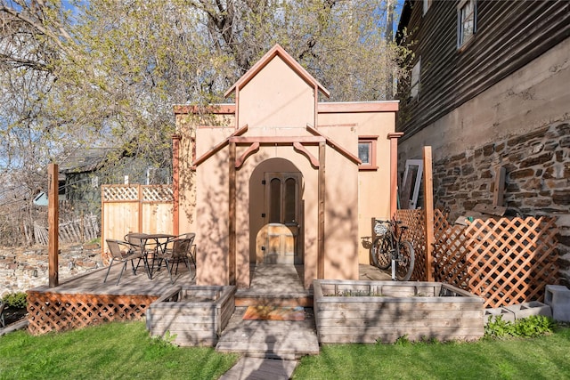 exterior space featuring fence