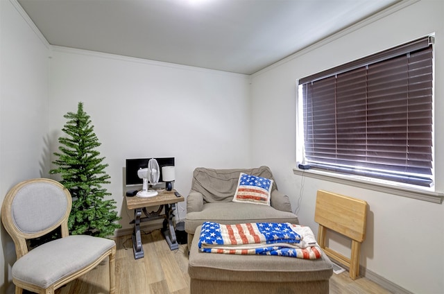 2603 Quinn Ct, Missoula, MT 59804 - living area with crown molding, baseboards, and light wood-style flooring
