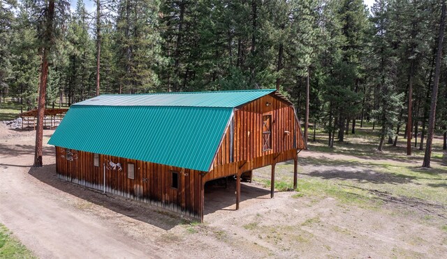 view of outdoor structure