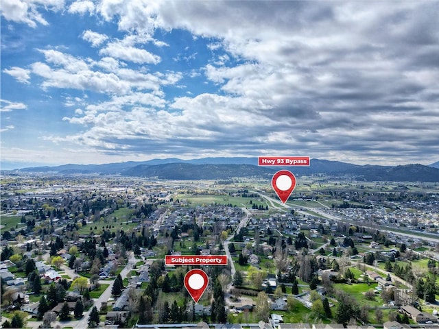 bird's eye view featuring a mountain view