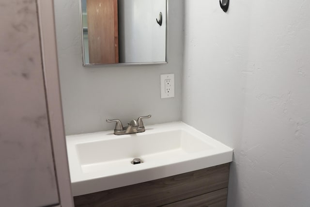 2060 Schilling St, Missoula, MT 59801 - bathroom featuring vanity