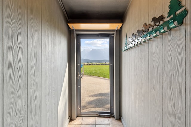 61574 Hillside Rd, Saint Ignatius, MT 59865 - entryway with light tile patterned flooring